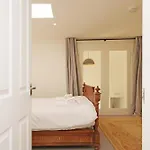 Salton Retreat *