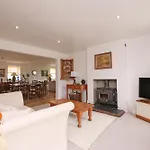 Salton Retreat * Great Edston