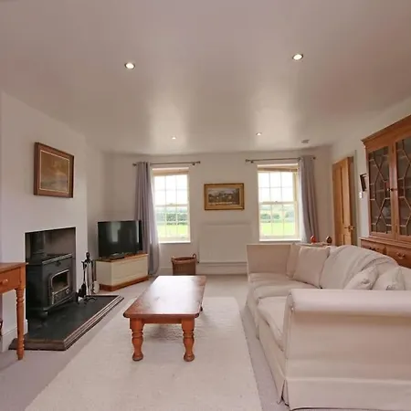 Salton Retreat Great Edston