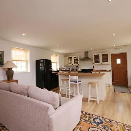 Salton Retreat Great Edston