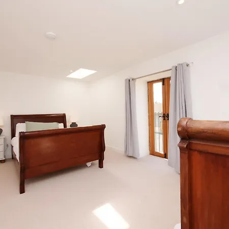 Salton Retreat * Great Edston