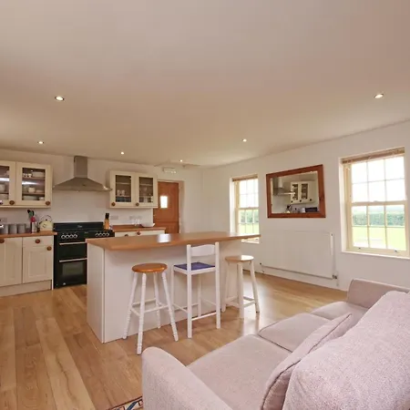 Salton Retreat Great Edston