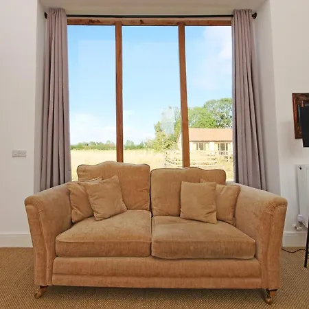 Salton Retreat * Great Edston