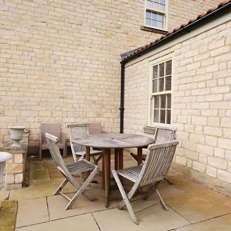 Salton Retreat * Great Edston