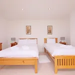 Salton Retreat